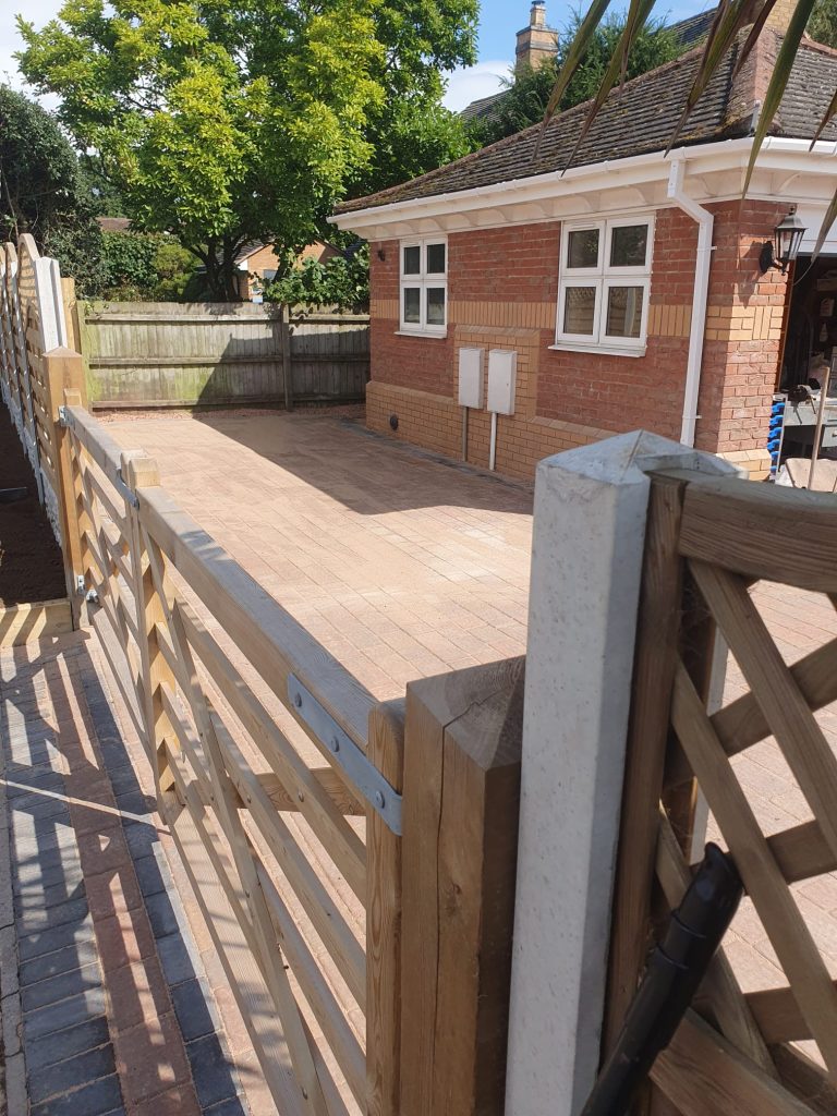 Garden with steps and patio